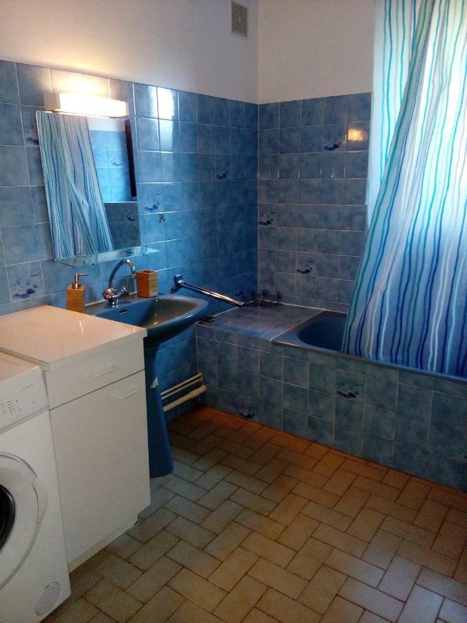 Gite Les Chaumeix Prondines Esterno foto